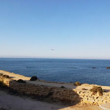 빌라 Quality & Luxury *